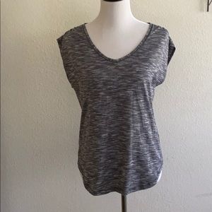 Short Sleeve Loose Fitting Shirt